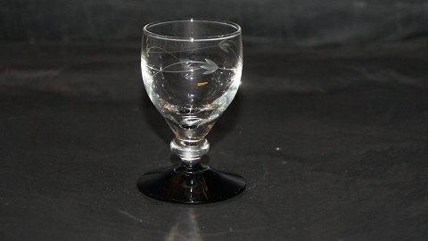 Snapseglas Ranke glas fra Holmegaard
Højde 6,1 cm