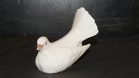 Bing & Grøndahl fuglefigur, #hvid due.
Dekorationsnummer 2539.