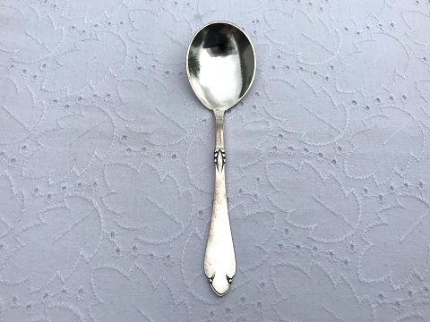 Freja
silver plated
Compote spoon
* 50 DKK