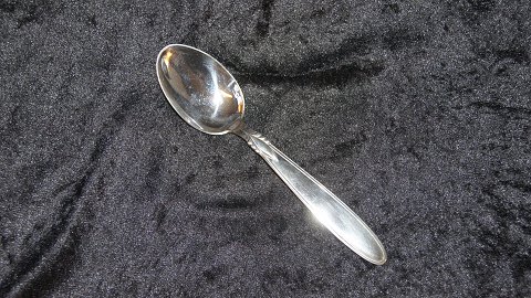 Dessertske / Frokostske, #Sextus, Sølvplet bestik
Producent: Københavns Ske-Fabrik
Længde 17,5 cm.