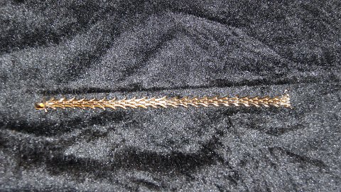 Elegant  Armbånd 14 karat Guld
Stemplet  585
Længde 18,5 Cm
