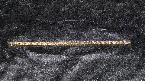 King chain Bracelet 14 carat
Stamped BNH 585
Length 21.3 cm