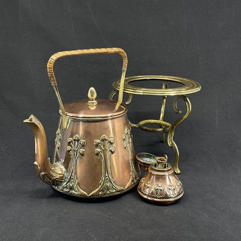 German Art Nouveau teapot with tealight