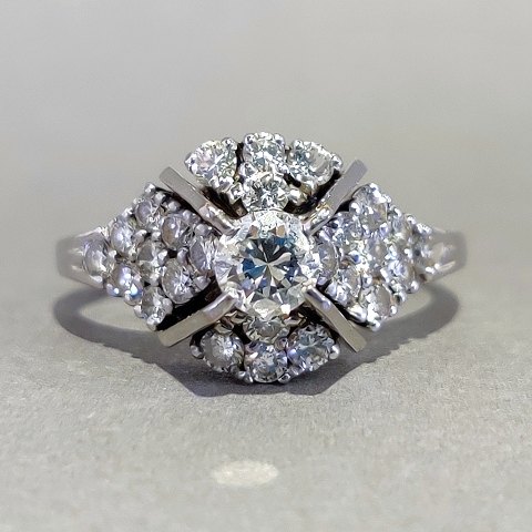 Povl Klarlund; a diamond ring in 18k white gold, total app. 1.15 ct.