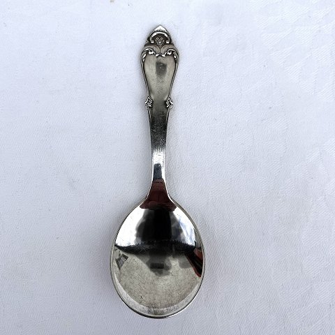 Madeleine
Silver plated
Marmalade spoon
* 50 DKK