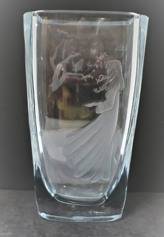 Stömbergshyttan. Vase. Höhe 27 cm. Breite 16 cm. Modell 1087/391