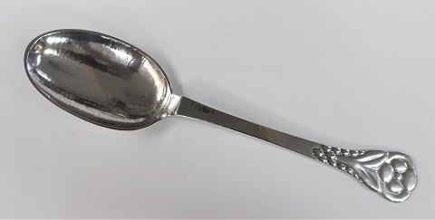 Evald Nielsen. Sølvbestik (830). Bestik no.1. Stor serveringsske. Længde 29 cm.