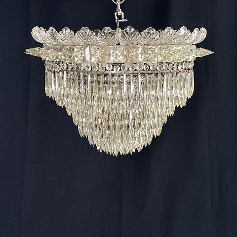 Paflon chandelier with icicles