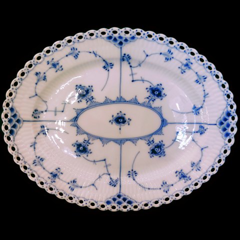 Royal Copenhagen, blue fluted full lace porcelain; An oval plate #1146