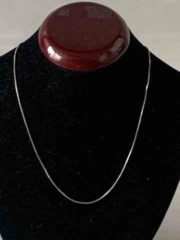 Elegant silver necklace
Length 43 cm
