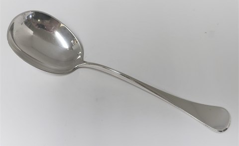 Patricia. Silber (830). Servierlöffel. Länge 20,5 cm.