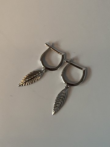 Earrings Feathers in Silver
Stamped 925 p
Height 29.70 mm