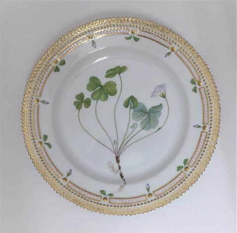 Royal Copenhagen Flora Danica. Mittagessen Platte. Entwurf # 3550. Durchmesser 
22 cm. (1 Wahl). Oxalis acetosella