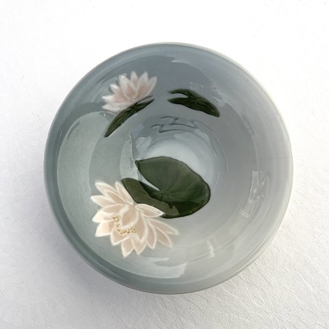 Bing&Grøndahl
Water lily bowl
#6415
*DKK 175