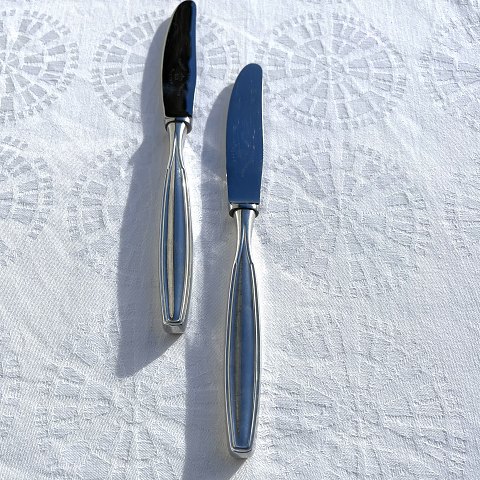 Pia
silver plated
Dinner knife
*DKK 150
