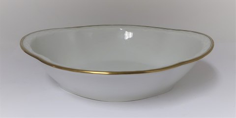 Bing & Grøndahl. Hartmann. Oval skål. Model 573. Længde  23,5 cm. (1 sortering)