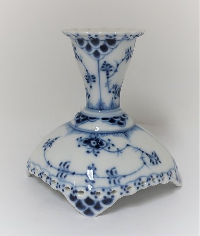 Royal Copenhagen. Blue Fluted, full lace. Candlestick. Model 1138. Height 10 cm. 
(1 quality)