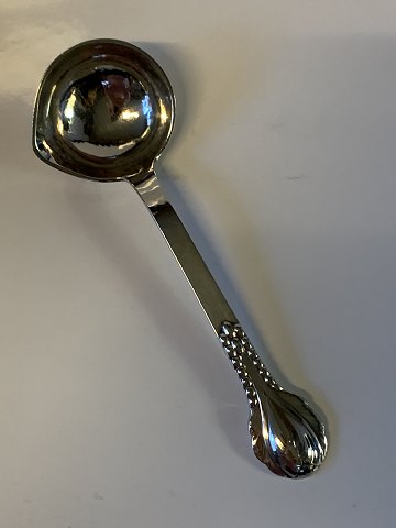 Evald Nielsen #Nr3 Gravy spoon
Stamped 830 
Evald Nielsen
Length Approx. 18.5 cm