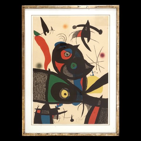 Joan Miró, 1893-1983, Litogaphie in Farben. 
Signiert und nummeriert 48/75. Aus dem Jahre 1973. 
Lichtmasse: 88x61cm. Mit Rahmen: 107x79cm
