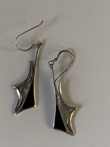 Earrings in silver with Black Onyx
stamped 925 p
Height 5.3 cm