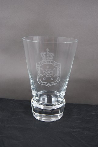 Danish freemason glasses, beer glasses for Syvstjernen in Aalborg, engraved with freemason symbols, on an edge-cutted foot