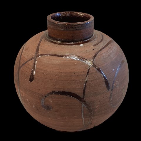 Herman A. Kähler; A big round pottery vase