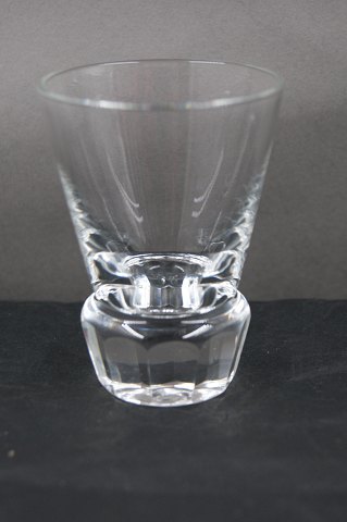 Danish freemason glass schnapps glass engraved without freemason symbols, on an edge-cutted foot