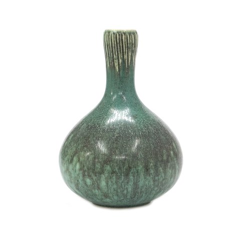 Saxbo stoneware vase. Signed. H: 15cm