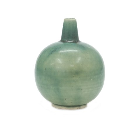 Signed Saxbo stoneware vase. H: 13cm