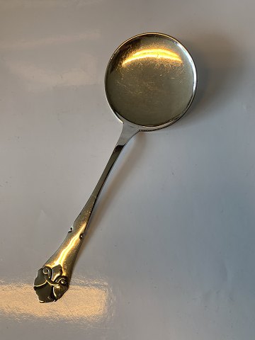 Fransk Lilje sølv Spejlæg server / tomat-server i sølv
Længde 20,2 cm