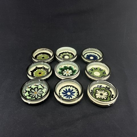 9 small Kähler bowls