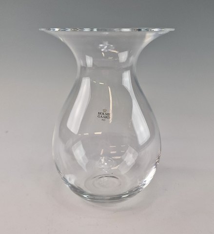 Holmegaard vase
Shape
21 cm