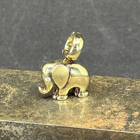 Gilded pendant, elephant
