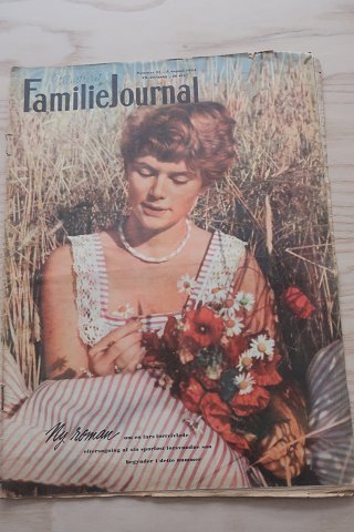 Familie journal
Bl.a. om Hesselagergaard
Nr. 31 1954
