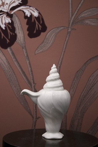 Royal Copenhagen cream jug in White Triton. Design Arje Griegst...