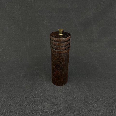 Slim pepper grinder in rosewood