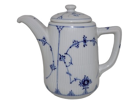 Blue Fluted Plain Thick Porcelain
Small coffee pot