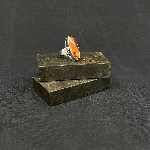 Ring with oval piece of amber