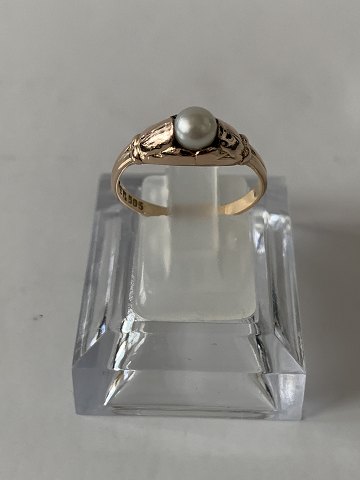 Damering med en perle i 14 karat guld
Stemplet 585 Evald Nielsen
Størrelse 56