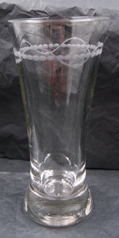 Beer glass with grindings 15cm from a Danish glassworks from the 1920s