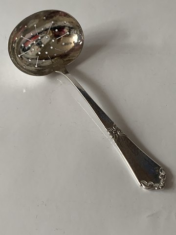 Jeppe Åkjær Jordbærske sølvplet
Længde 15,2 cm