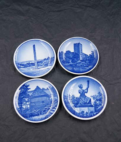 4 Plaques or mini plates from Royal Cph. & Aluminia, with motifs from Denmark.