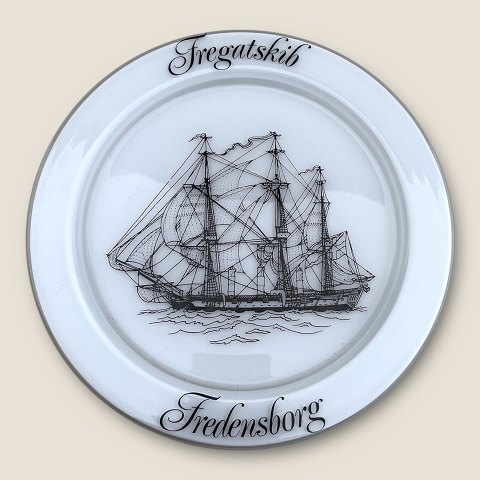 Holmegaard
Ship plate
Frigate ship
1987
*DKK 75