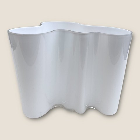 Iittala
Alvar Aalto
Vase
Opal hvid
*300kr