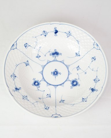 Deep Plate - No. 22 - Porcelain - Blue Painted - Blue Fluted - Bing & Grondahl
Great condition

