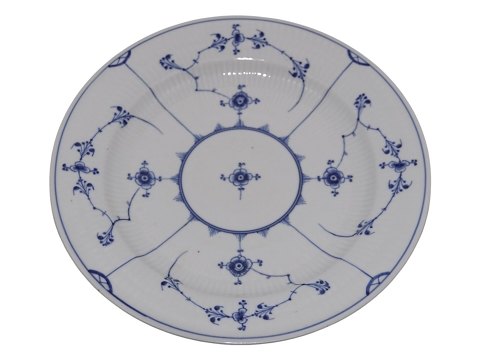 Blue Fluted Plain
Dinner plate 24.1 cm. from 1800-1820