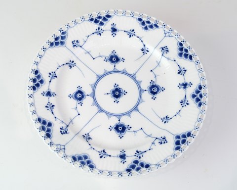Centerpiece – Blue Fluted Full Lace – Royal Copenhagen – No. 1092Great condition