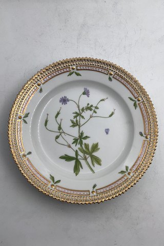 Royal Copenhagen Flora Danica Salat Tallerken No. 20 / 3573
