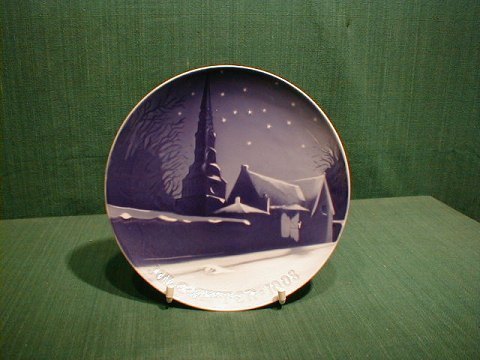 Christmas plates by Bing & ...