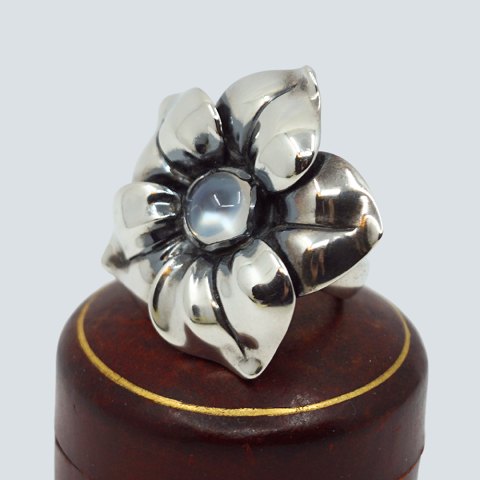 Regitze Overgaard for Georg Jensen; Flowerring in silver with moonstone, no. 562a